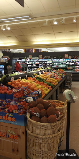 Grocery Store «Super Stop & Shop», reviews and photos, 1391 Main St, Willimantic, CT 06226, USA
