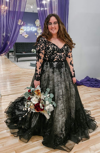 Bridal Shop «Bridal Connection», reviews and photos, 708 N Ankeny Blvd, Ankeny, IA 50023, USA