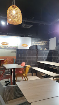 Atmosphère du Restaurant Khaan Burger & Poke à Bègles - n°1