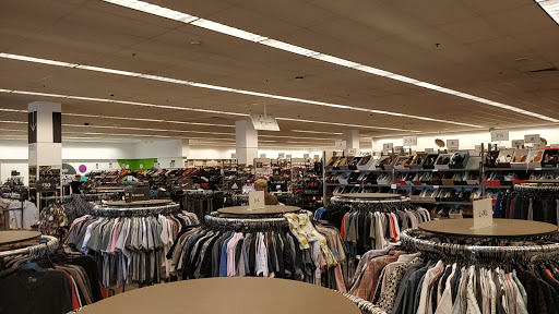 Department Store «Nordstrom Rack Downtown San Francisco», reviews and photos, 555 9th St, San Francisco, CA 94103, USA