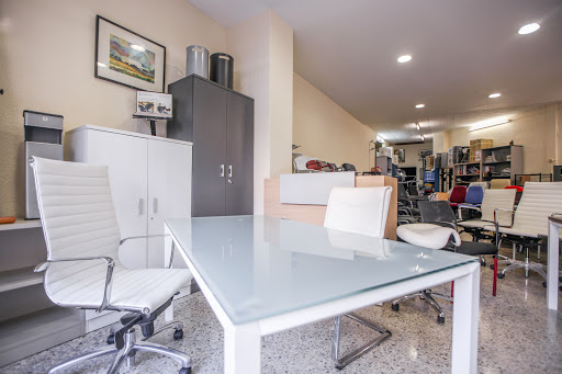 Comprar mobiliario de oficina en Barcelona de 2024