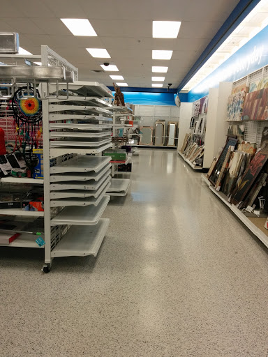 Clothing Store «Ross Dress for Less», reviews and photos, 2000 El Cerrito Plaza, El Cerrito, CA 94530, USA