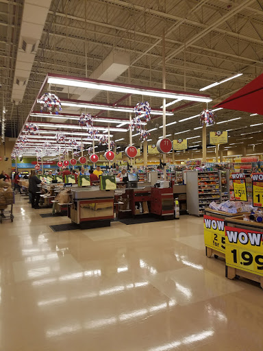 Grocery Store «Hannaford Supermarket», reviews and photos, 190 Quaker Rd, Queensbury, NY 12804, USA