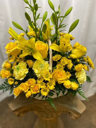 Florist «Roberts Flower Shop», reviews and photos, 423 Castroville Rd, San Antonio, TX 78207, USA