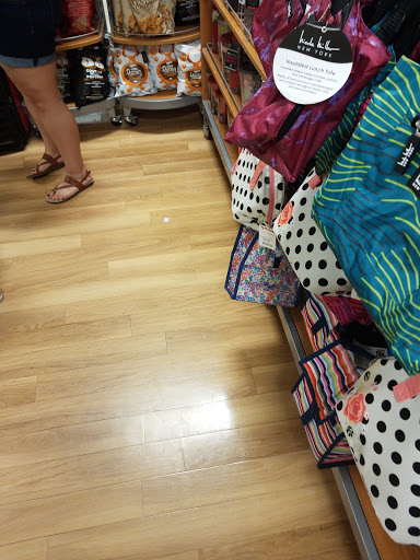 Department Store «T.J. Maxx», reviews and photos, 185 Union St, Waterbury, CT 06706, USA