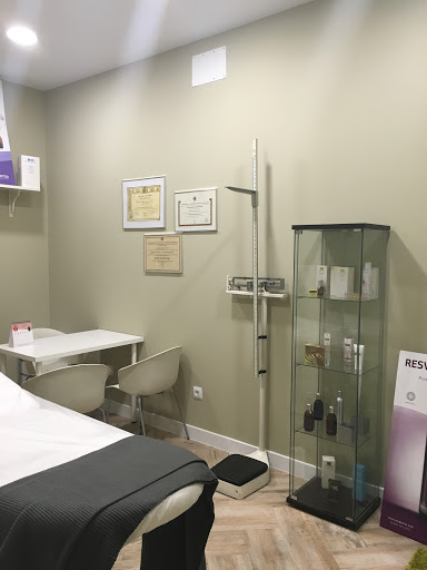 Clínica Veterinaria Poveda en Roquetas de Mar