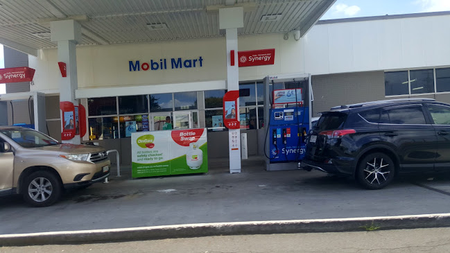 Reviews of Mobil Waharoa in Hamilton - Gas station