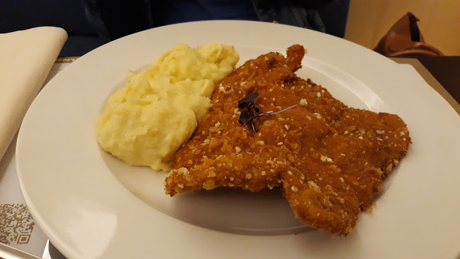 Opinii despre Rózsakert Étterem în Esztergom - Étterem