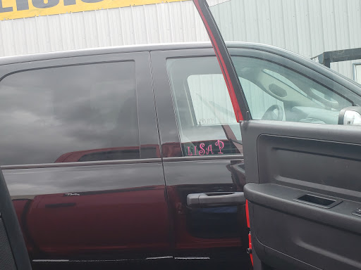 Auto Body Shop «Car Mart Collision Center», reviews and photos, 2129 Volunteer Pkwy, Bristol, TN 37620, USA