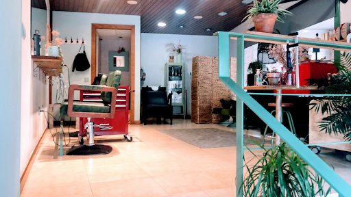 Innova't Perruqueria Unisex en Capellades, Barcelona