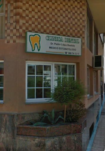 Clinica Dental Dr. Pedro López Bastida en Cehegín, Murcia