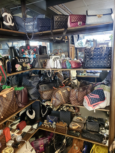 Pawn Shop «A & P Pawn», reviews and photos, 7915 Westheimer Rd, Houston, TX 77063, USA