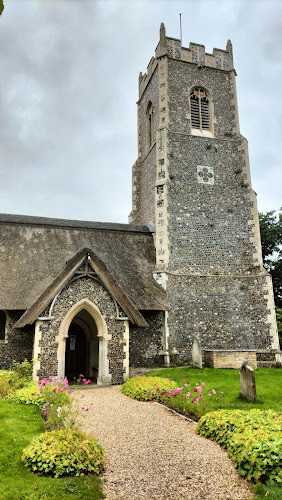St Andrew's Church, Eaton