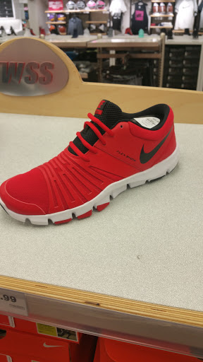 Shoe Store «WSS», reviews and photos, 2388 Long Beach Blvd, Long Beach, CA 90806, USA