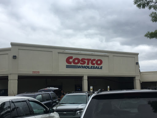 Warehouse store «Costco Wholesale», reviews and photos, 2828 Chad Dr, Eugene, OR 97408, USA