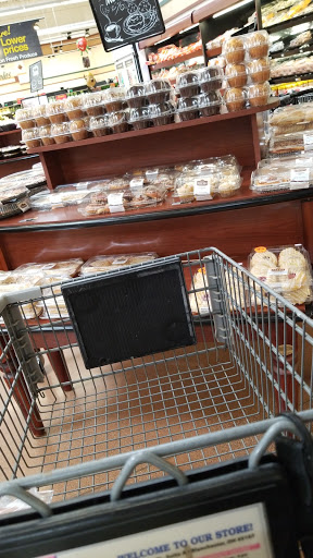 Grocery Store «Kroger», reviews and photos, 1001 Cherry St, Blanchester, OH 45107, USA