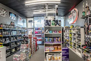 Iron J's 24hr Gym & Nutrition Emporium image