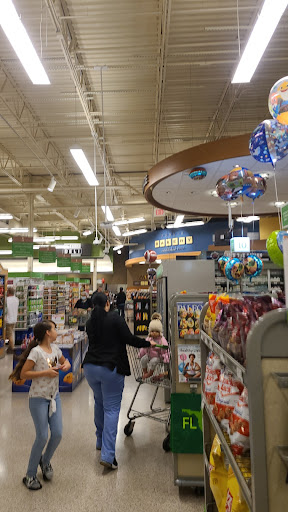 Supermarket «Publix Super Market at Dupont Lakes Center», reviews and photos, 2783 Elkcam Blvd, Deltona, FL 32738, USA