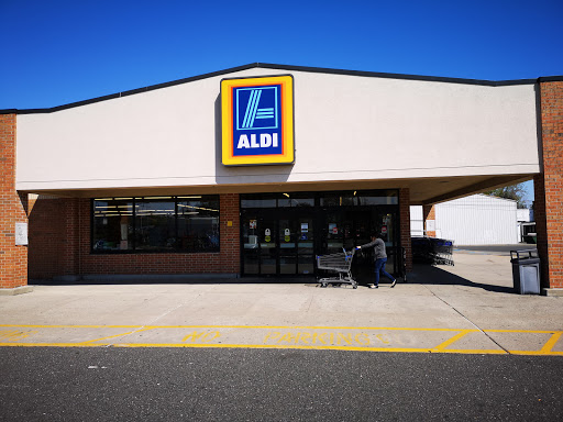 Supermarket «ALDI», reviews and photos, 15 NJ-35, Neptune City, NJ 07753, USA