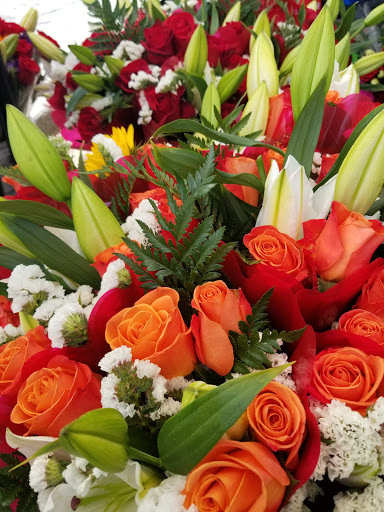 Memorial Park «Forest Lawn - Hollywood Hills», reviews and photos, 6300 Forest Lawn Dr, Los Angeles, CA 90068, USA