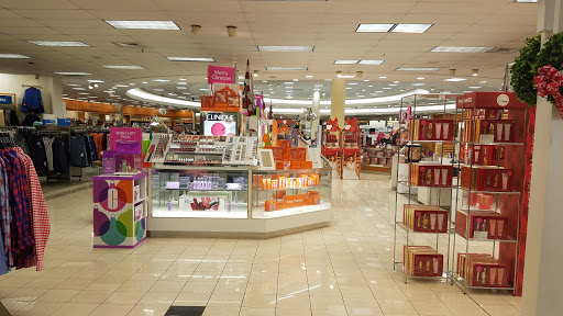 Department Store «Belk», reviews and photos, 15226 Crossroads Pkwy, Gulfport, MS 39503, USA