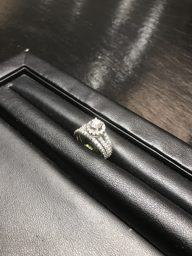 Jewelry Store «The Jewelry Exchange», reviews and photos, 100 E Main St, Norristown, PA 19401, USA