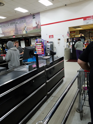 Grocery Store «Apples Grocery Store», reviews and photos, 4100 Ivanhoe Ave, Sheffield Lake, OH 44054, USA