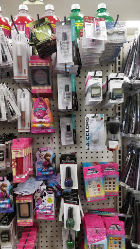 Dollar Store «Dollar Tree», reviews and photos, 2585 South Rd, Poughkeepsie, NY 12601, USA