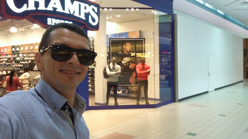 Shoe Store «Champs Sports», reviews and photos, 9501 Arlington Expy #130, Jacksonville, FL 32225, USA