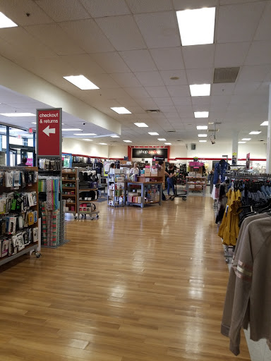 Department Store «T.J. Maxx», reviews and photos, 12387 Limonite Ave, Mira Loma, CA 91752, USA
