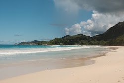 Grand Anse Beach'in fotoğrafı uzun koy ile birlikte