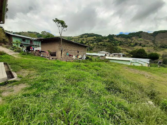 Baños de Quilcate - Escuela