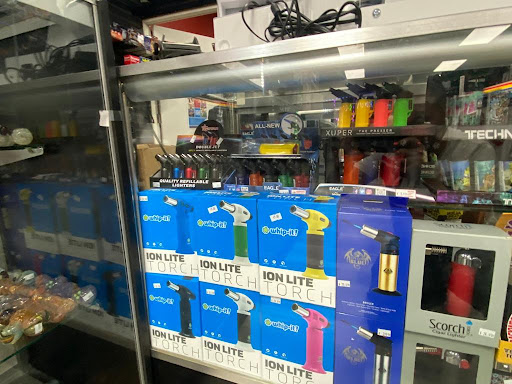 Clothing Store «Norcal Clothing and Smoke Shop», reviews and photos, 5802 Lindhurst Ave, Marysville, CA 95901, USA