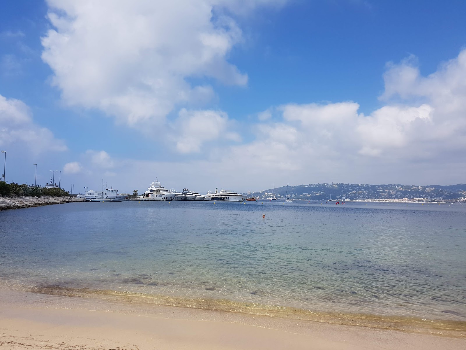 Foto von Plage de la Gallice mit sehr sauber Sauberkeitsgrad
