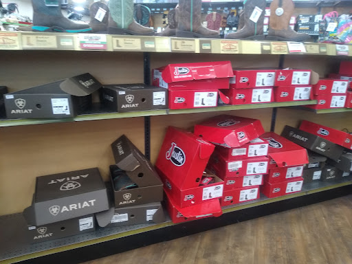 Tractor Supply Co., 5510 McFarland Blvd #100, Northport, AL 35476, USA, 