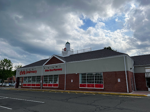 CVS, 6 Queen St, Newtown, CT 06470, USA, 
