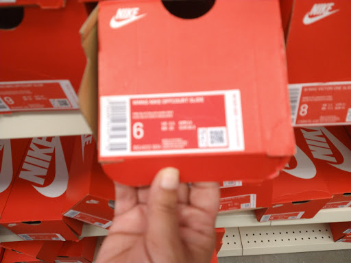 Shoe Store «Famous Footwear Outlet», reviews and photos, 5580 International Dr, Orlando, FL 32819, USA