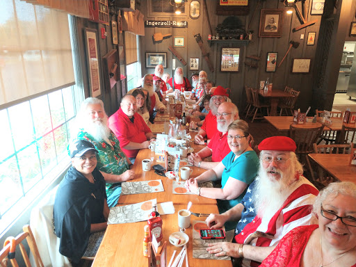 American Restaurant «Cracker Barrel Old Country Store», reviews and photos, 757 Lynnhaven Pkwy, Virginia Beach, VA 23452, USA