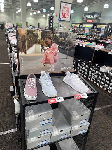 Shoe Store «Off Broadway Shoe Warehouse», reviews and photos, 21 Curtner Ave, San Jose, CA 95125, USA