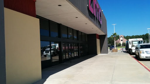 Movie Theater «AMC Spring 10», reviews and photos, 20115 Holzwarth Rd, Spring, TX 77388, USA