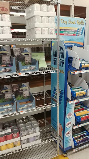 Pet Supply Store «Pet Supplies Plus», reviews and photos, 3701 W Old Shakopee Rd Suite 300, Bloomington, MN 55431, USA