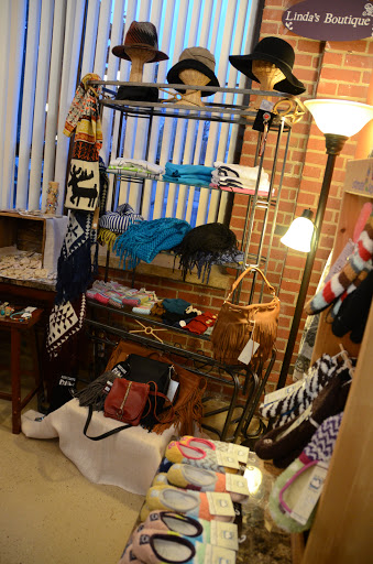 Boutique «Merchants At Cokers», reviews and photos, 401 Wilson Ave, Tullahoma, TN 37388, USA