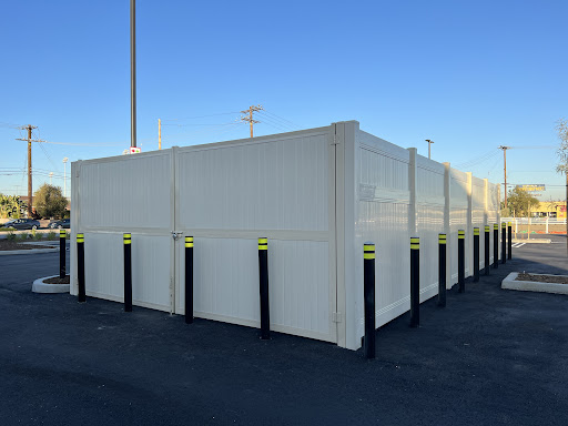 Calvet Fence image