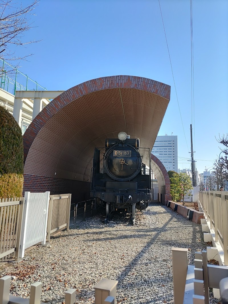 蒸気機関車D51 187号機