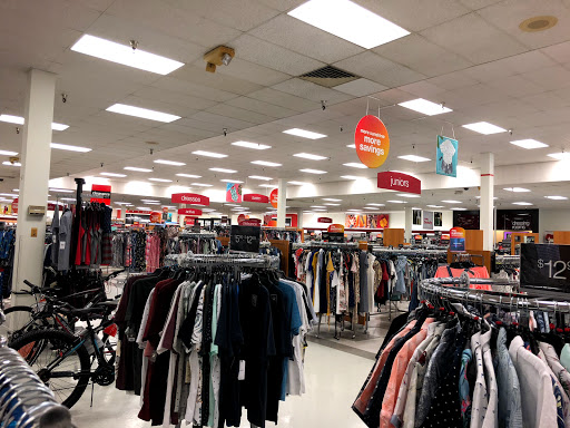 Department Store «T.J. Maxx», reviews and photos, 230 W Virginia St, Crystal Lake, IL 60014, USA