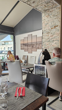 Atmosphère du Restaurant français L'eau à la bouche à Châtelaillon-Plage - n°10