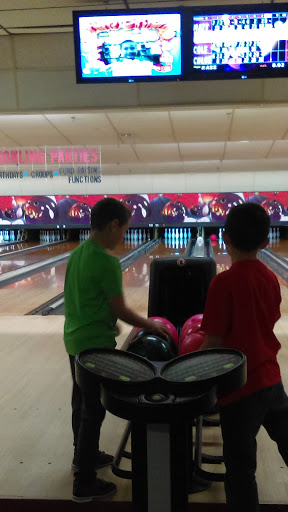 Bowling Alley «State Bowling Center», reviews and photos, 17 E State St, Ilion, NY 13357, USA