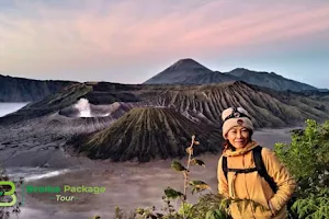 Mount Bromo Ijen Crater Tour • bromotourpackage.com image