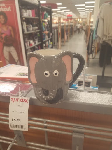 Department Store «T.J. Maxx», reviews and photos, 1091 N Dupont Hwy, Dover, DE 19901, USA