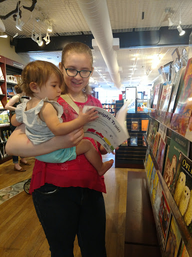 Book Store «Read Between the Lynes», reviews and photos, 111 E Van Buren St, Woodstock, IL 60098, USA